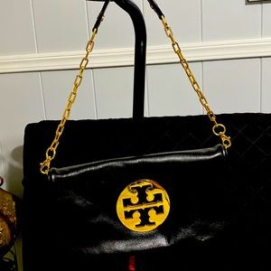 Tory Burch Authentic Reva Clutch - Black leather and Gold emblem (Authentic)